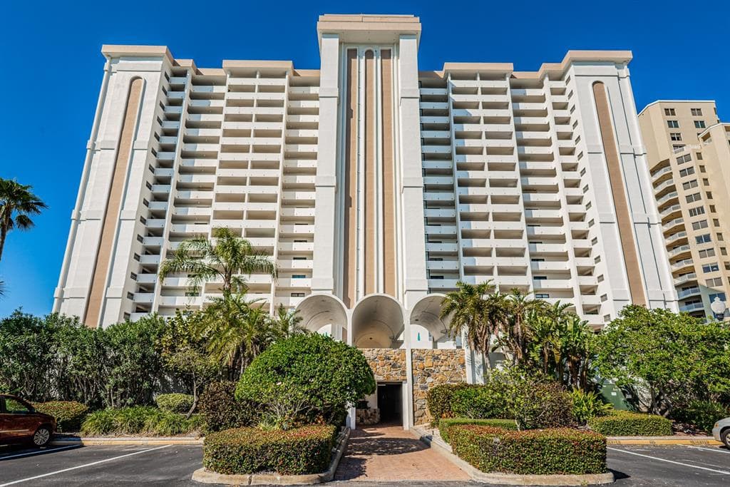 1230 GULF BOULEVARD UNIT 1002 CLEARWATER, FL 33767