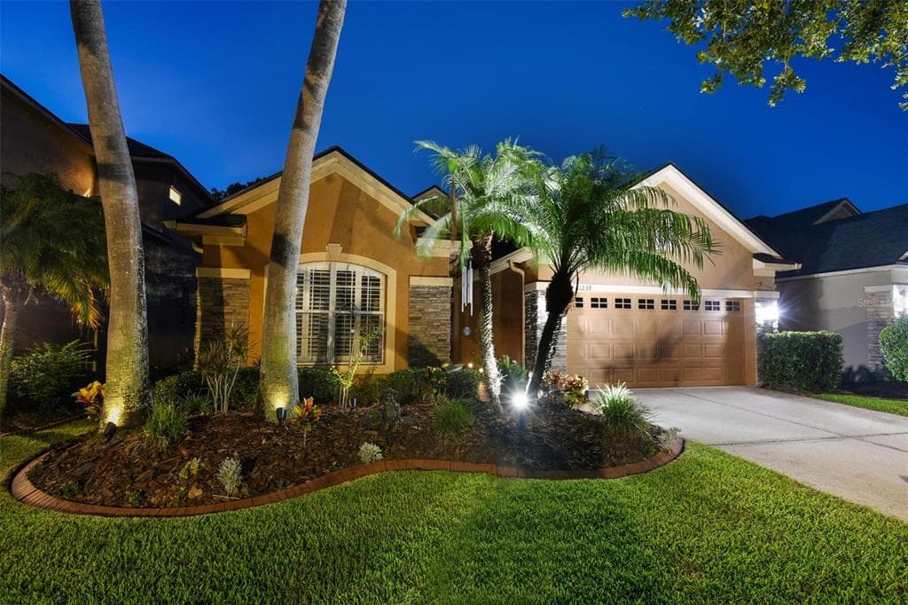 11239 BLACKSMITH DRIVE TAMPA, FL 33626