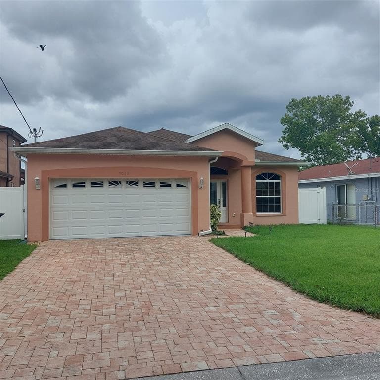 7013 N CAMERON AVENUE TAMPA, FL 33614