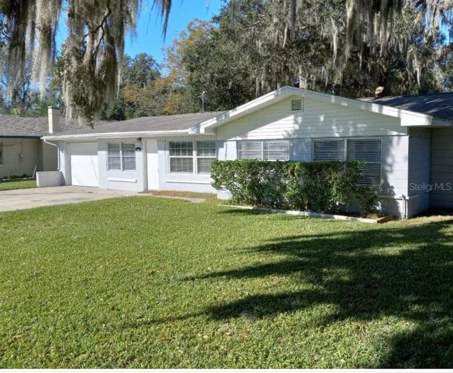 123 N LAKE REEDY BOULEVARD FROSTPROOF, FL 33843