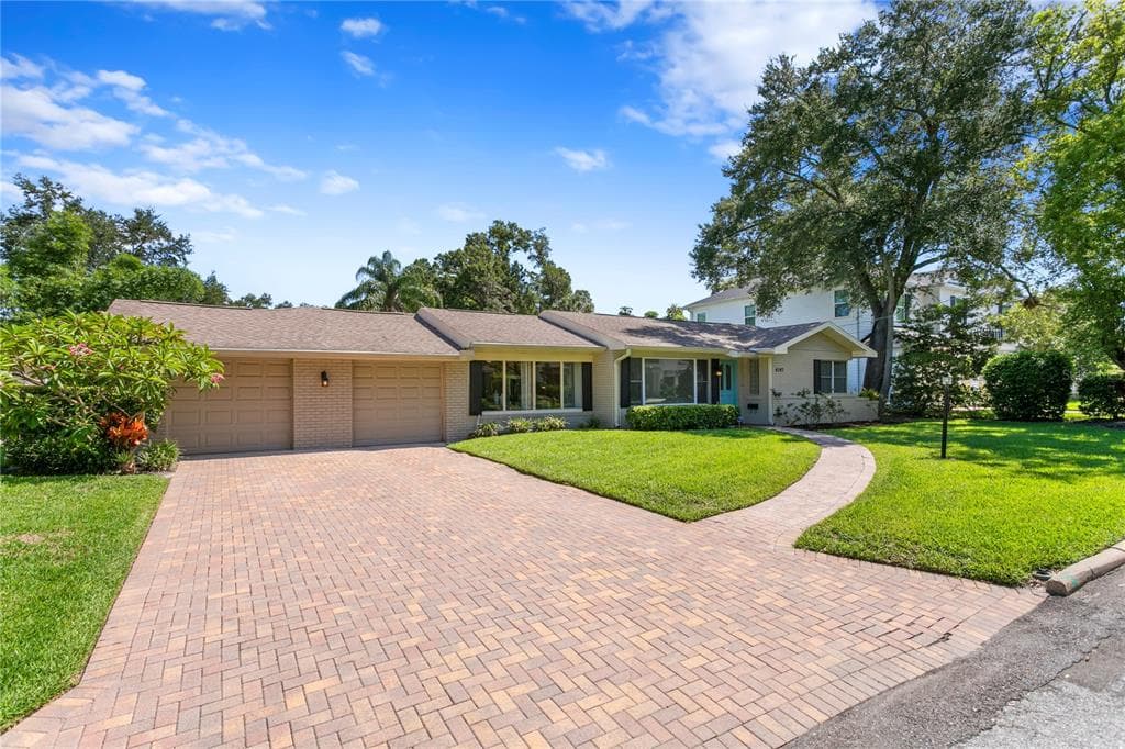 4107 W CORONA STREET TAMPA, FL 33629