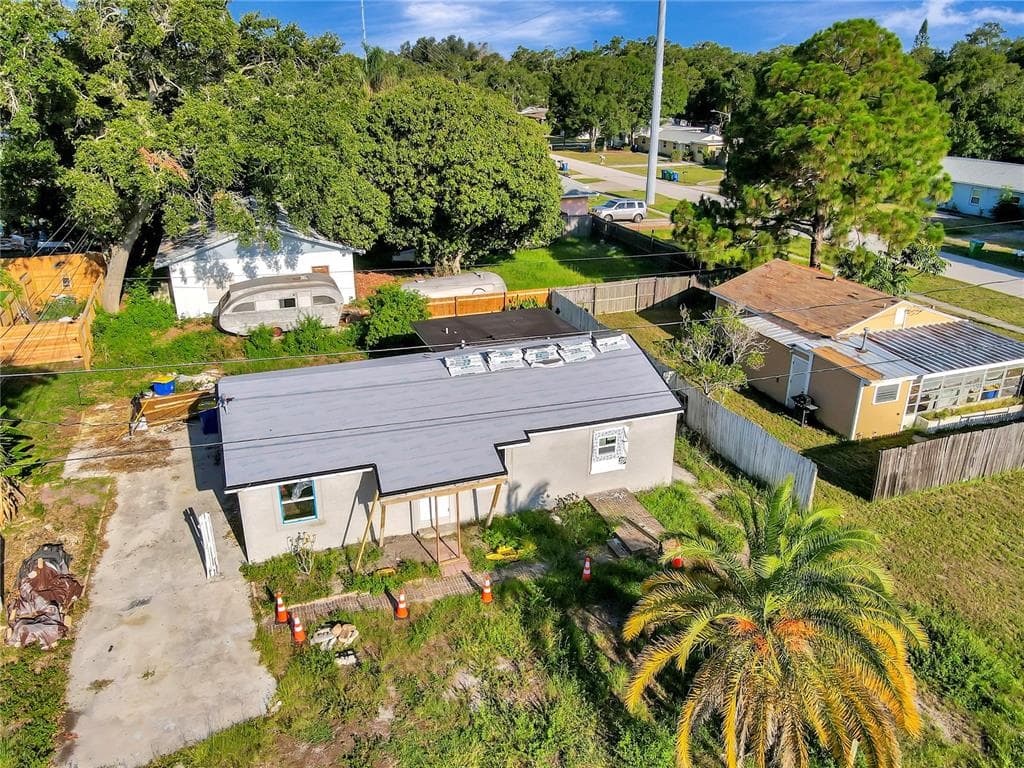 7066 108TH WAY SEMINOLE, FL 33772