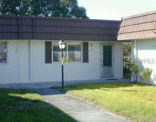 201 BEDFORD TRAIL UNIT F-127 SUN CITY CENTER, FL 33573