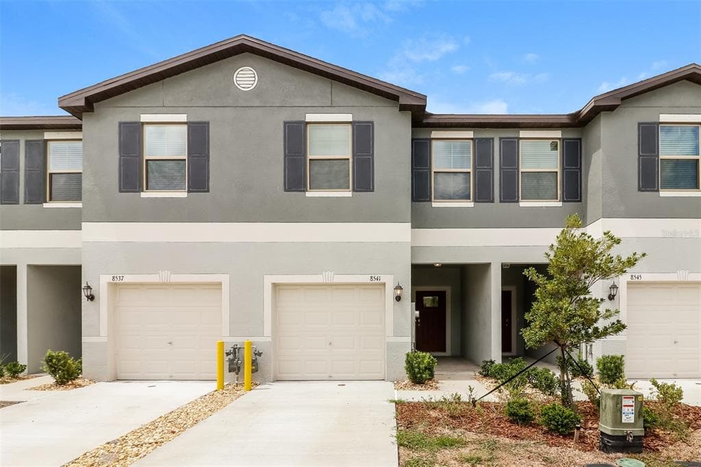 8541 DRUID OAKS LANE NEW PORT RICHEY, FL 34655