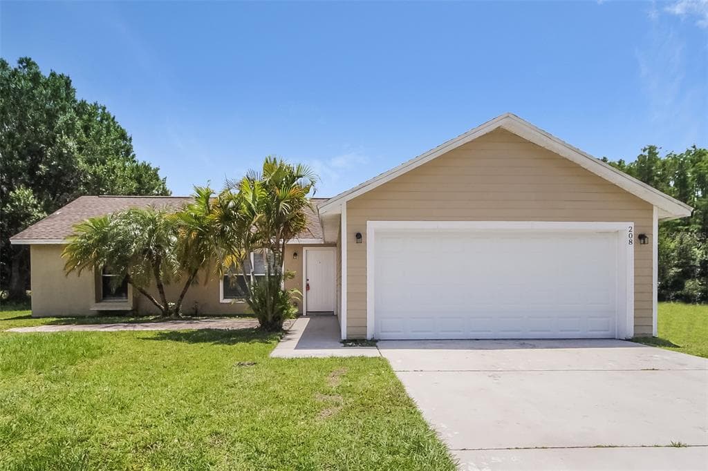 208 RED MAPLE DRIVE KISSIMMEE, FL 34743