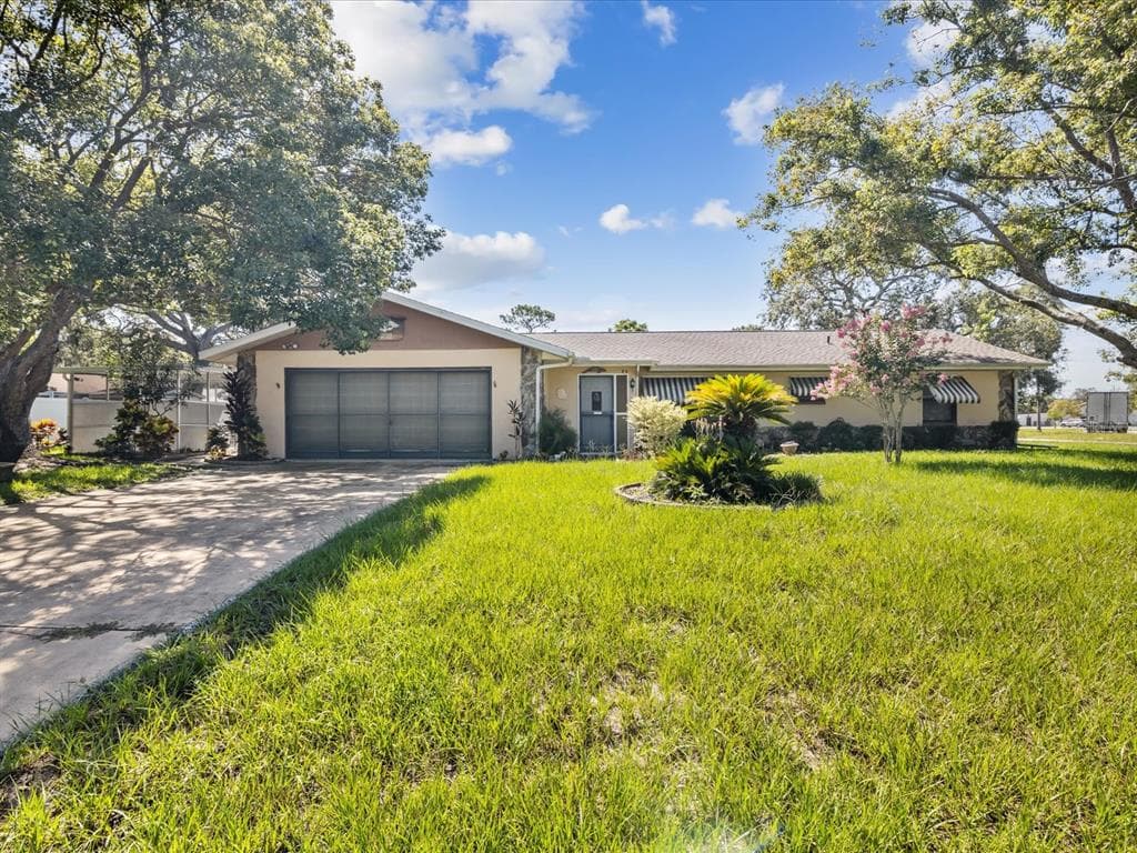 1492 WATERFALL DRIVE SPRING HILL, FL 34608