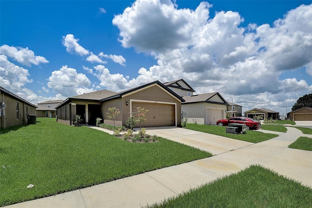 30175 BOONIE ROAD BROOKSVILLE, FL 34602