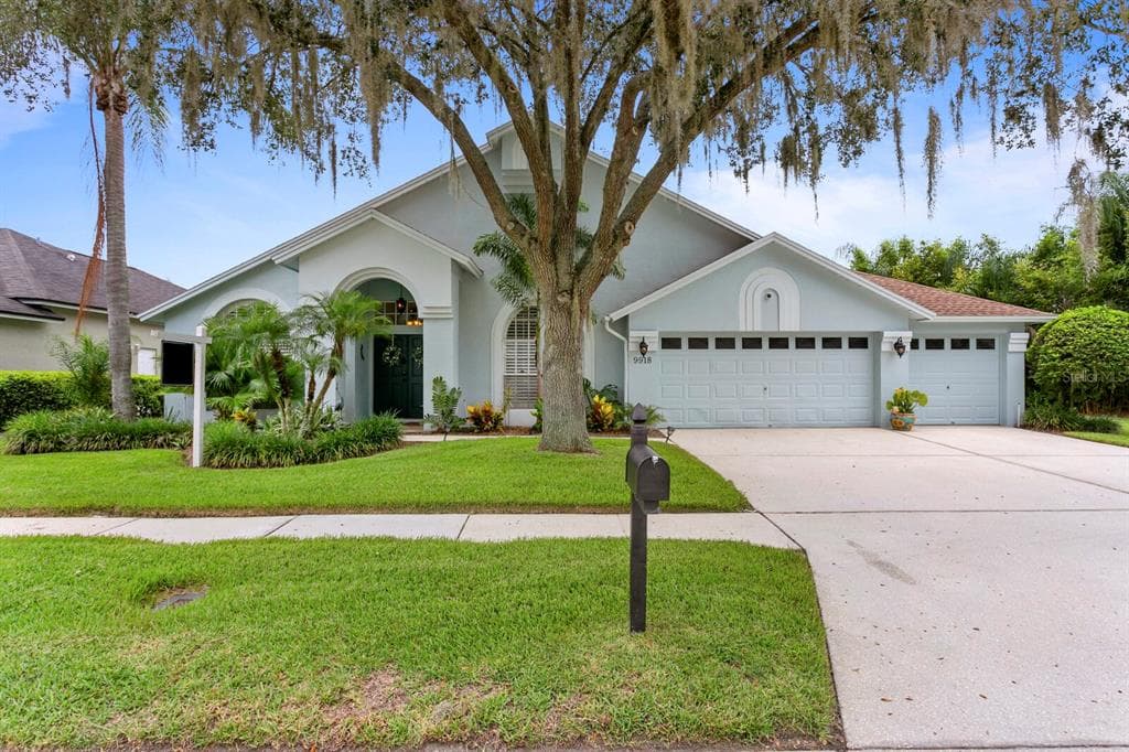 9918 CYPRESS SHADOW AVENUE TAMPA, FL 33647