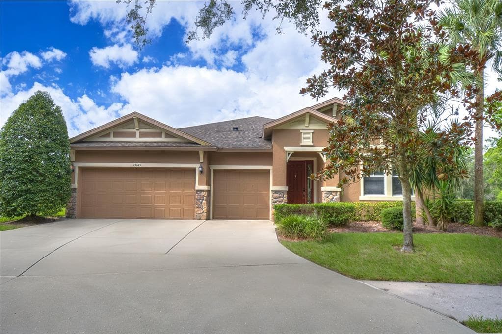 15649 STARLING WATER DRIVE LITHIA, FL 33547
