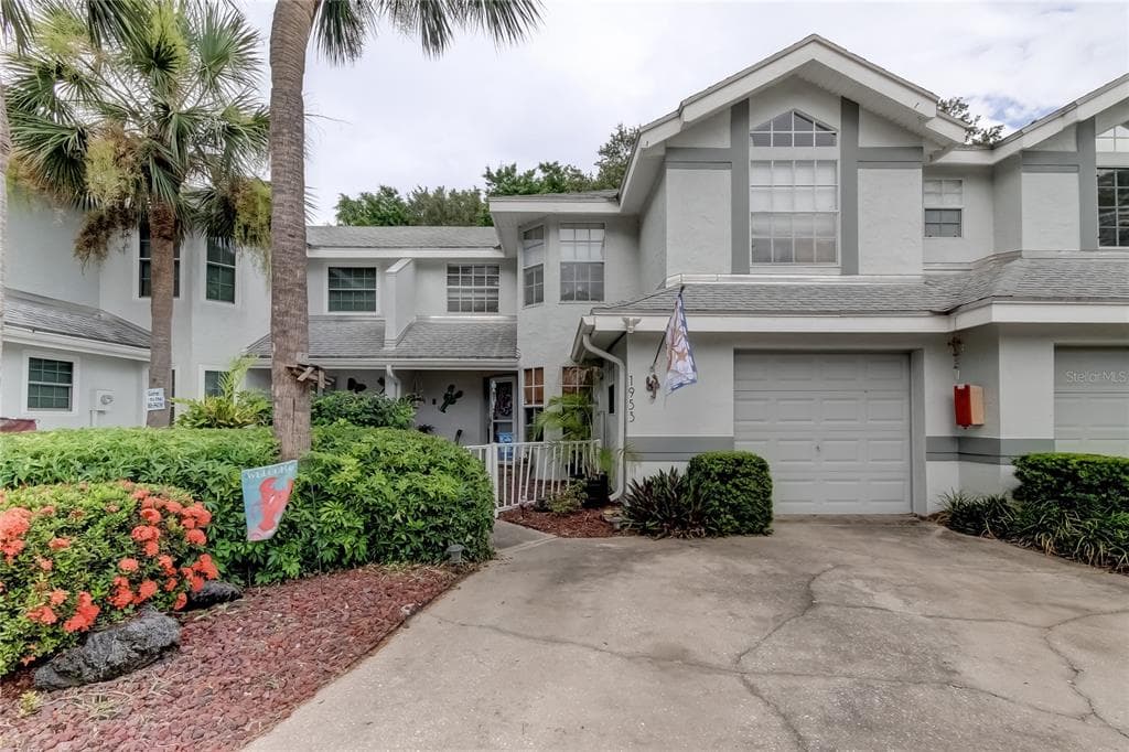 1953 GEORGIA CIRCLE N CLEARWATER, FL 33760
