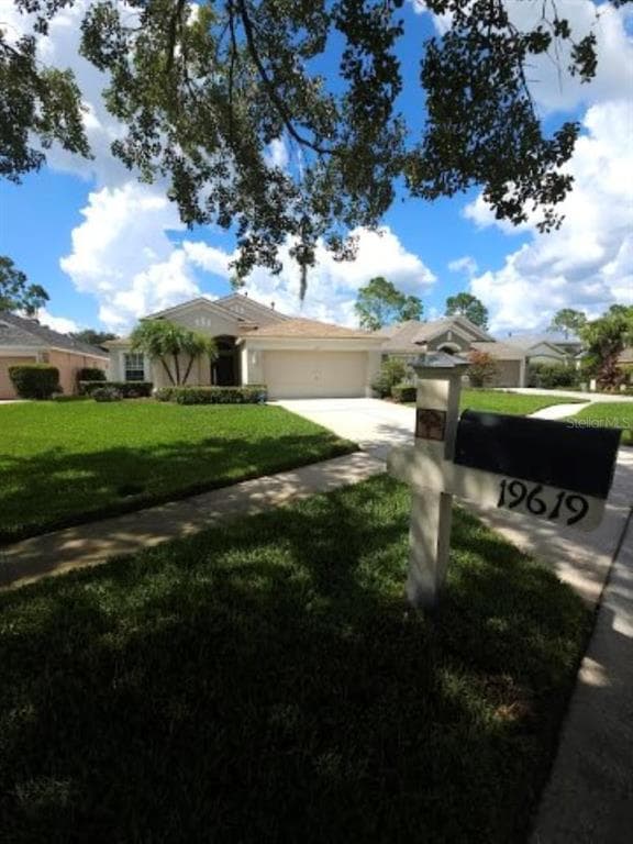 19619 BELLEHURST LOOP LAND O LAKES, FL 34638