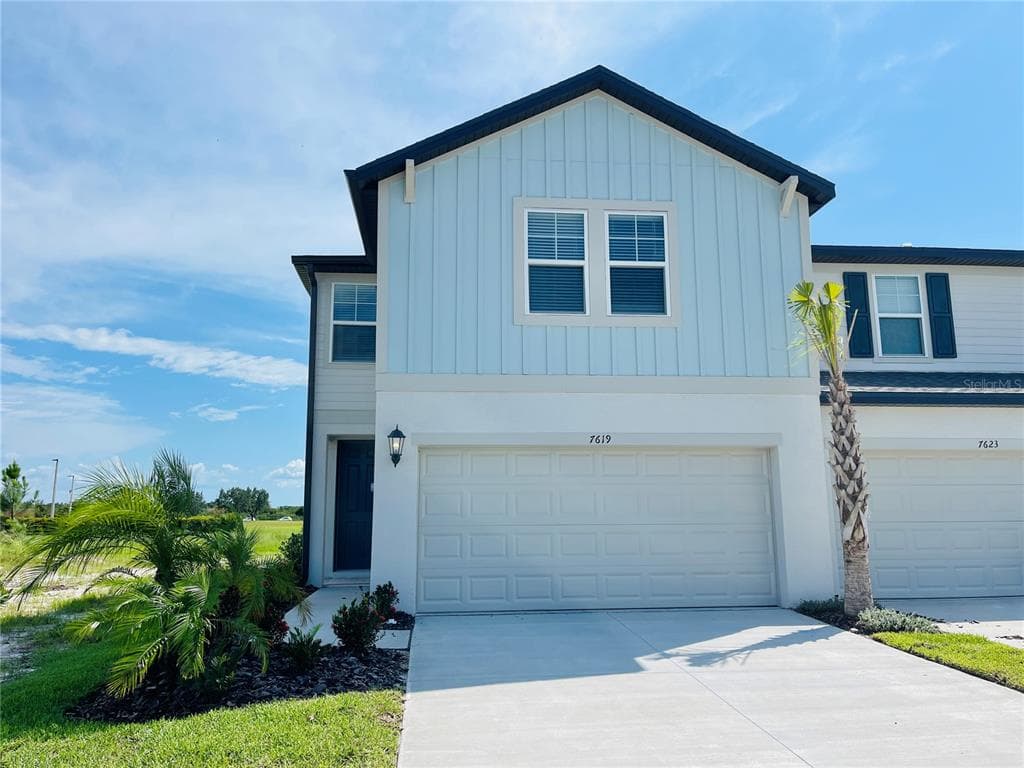 7619 MOMENTUM PARKWAY WESLEY CHAPEL, FL 33545