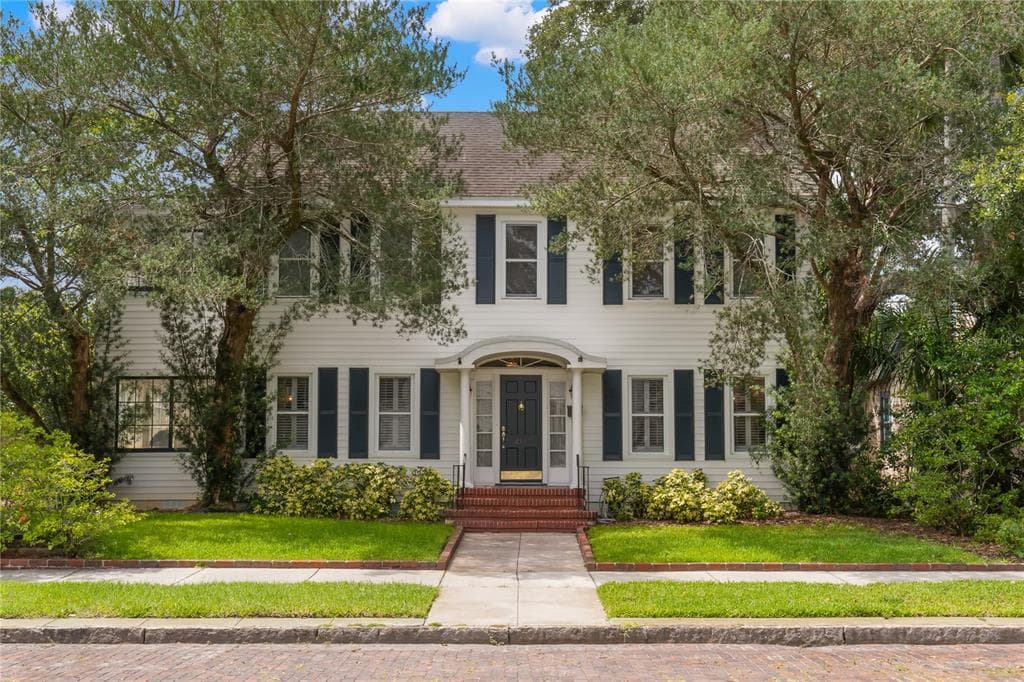 416 16TH AVENUE NE ST PETERSBURG, FL 33704
