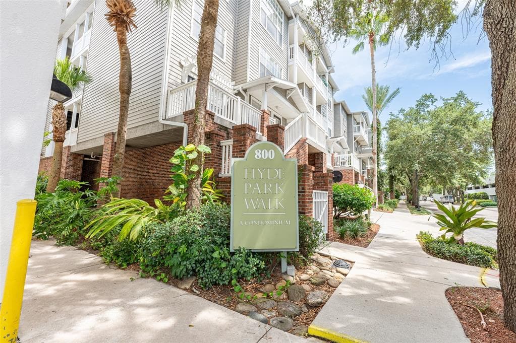 800 S DAKOTA AVENUE UNIT 323 TAMPA, FL 33606