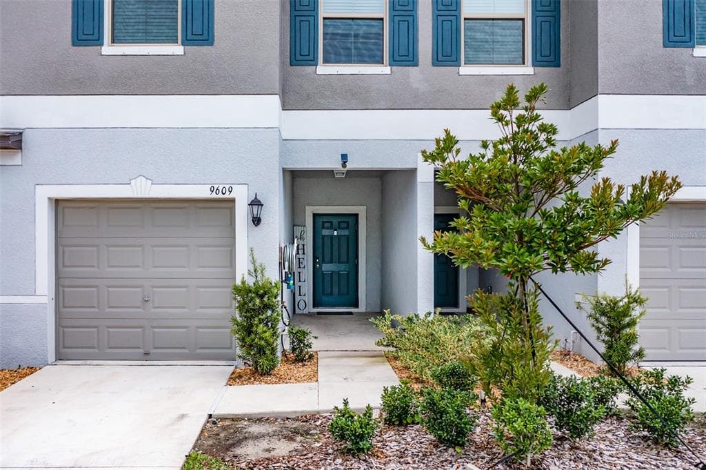 9609 MULBERRY MARSH LANE SUN CITY CENTER, FL 33573
