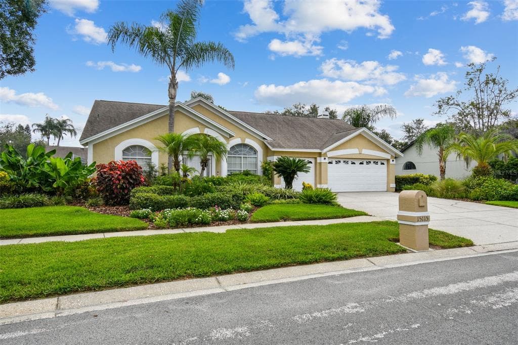 15115 LAUREL COVE CIRCLE ODESSA, FL 33556