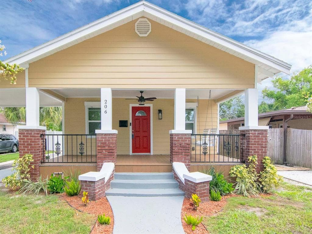 206 W JEAN STREET TAMPA, FL 33604