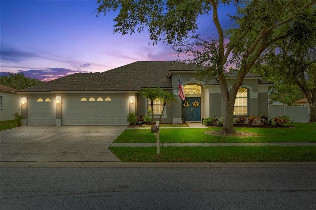 12020 RUNNING FOX CIRCLE RIVERVIEW, FL 33569