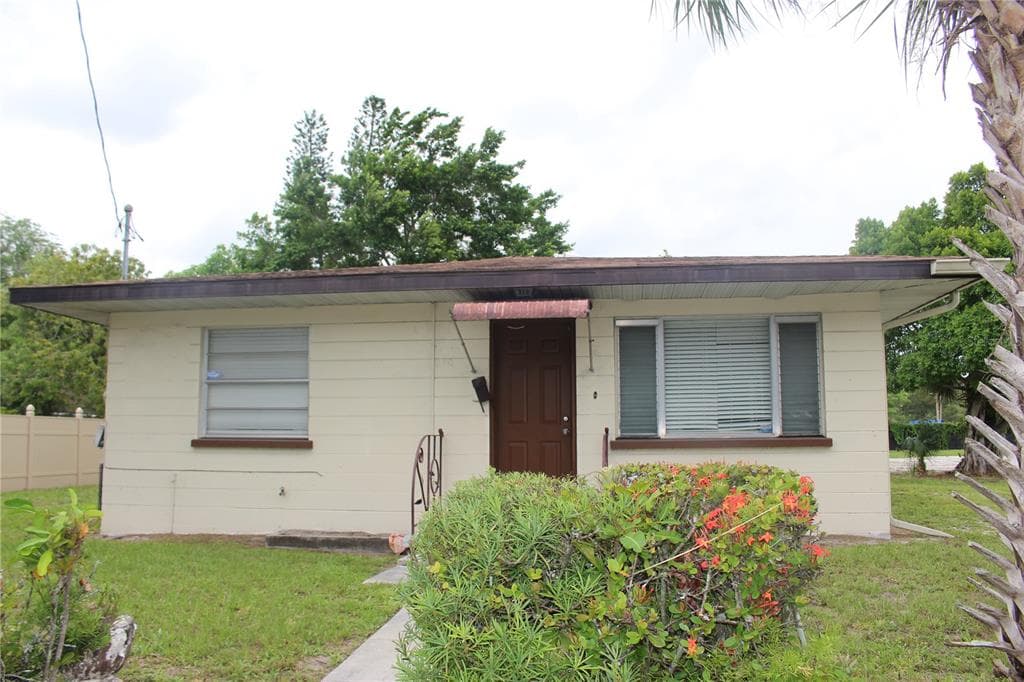 210 MARTIN LUTHER KING JR AVENUE W BRADENTON, FL 34205