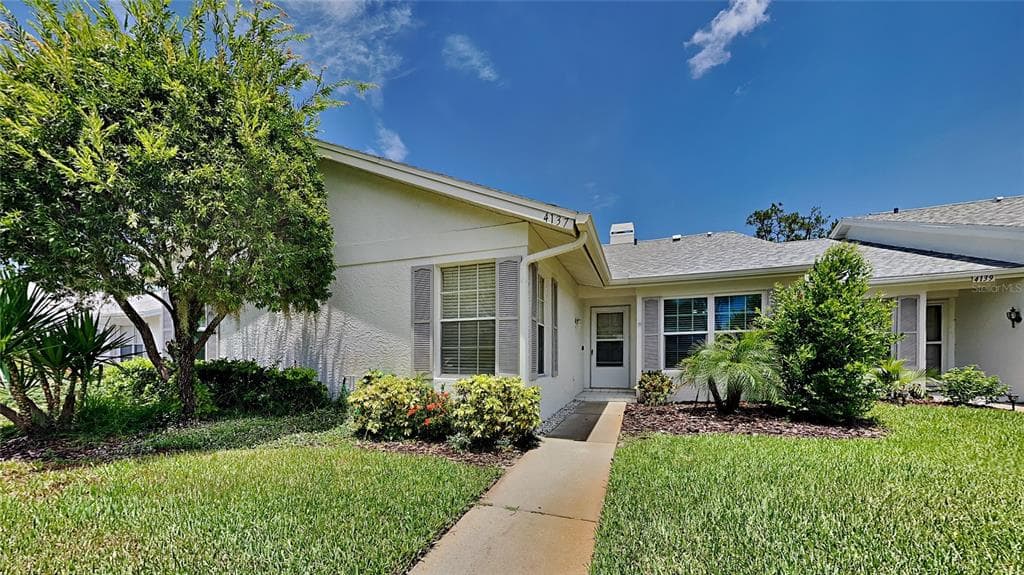 4137 CASTLEWOOD DRIVE HOLIDAY, FL 34691