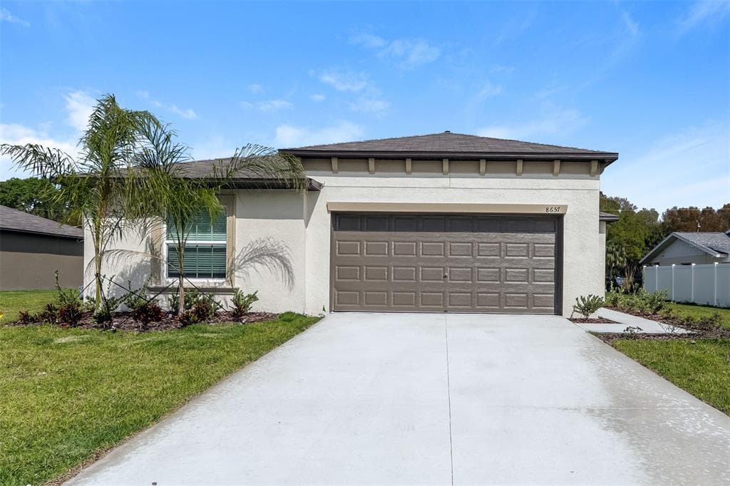 8657 40TH CIRCLE E PALMETTO, FL 34221