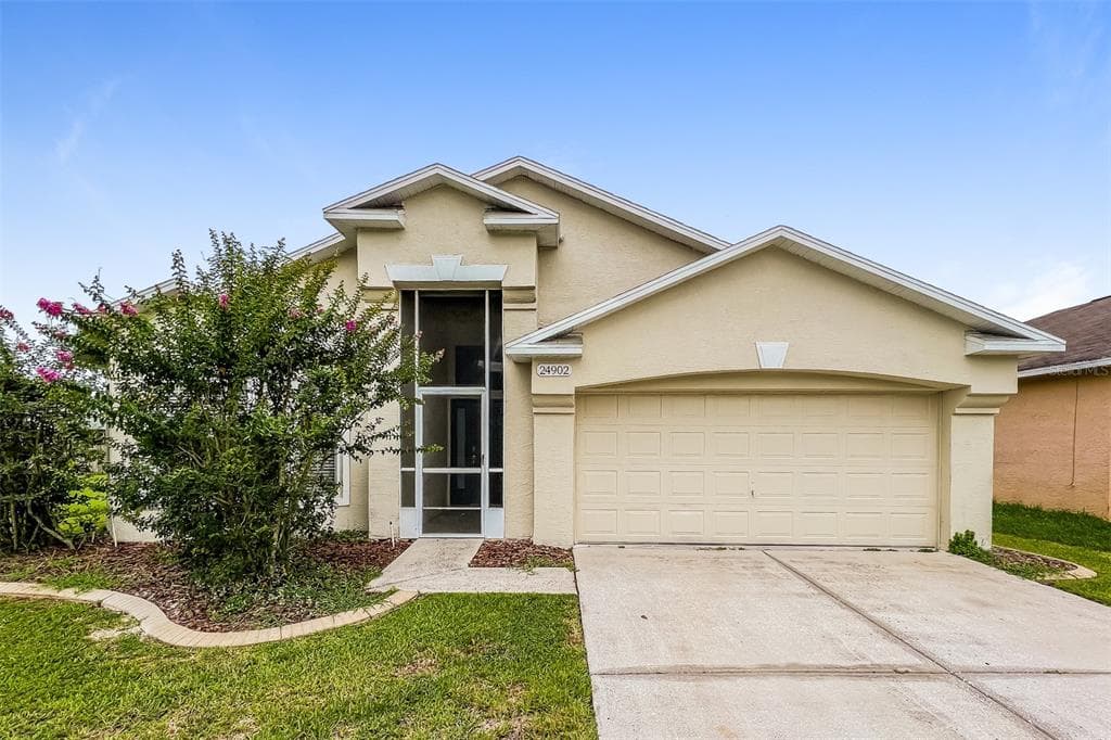 24902 GUN SMOKE DRIVE LAND O LAKES, FL 34639
