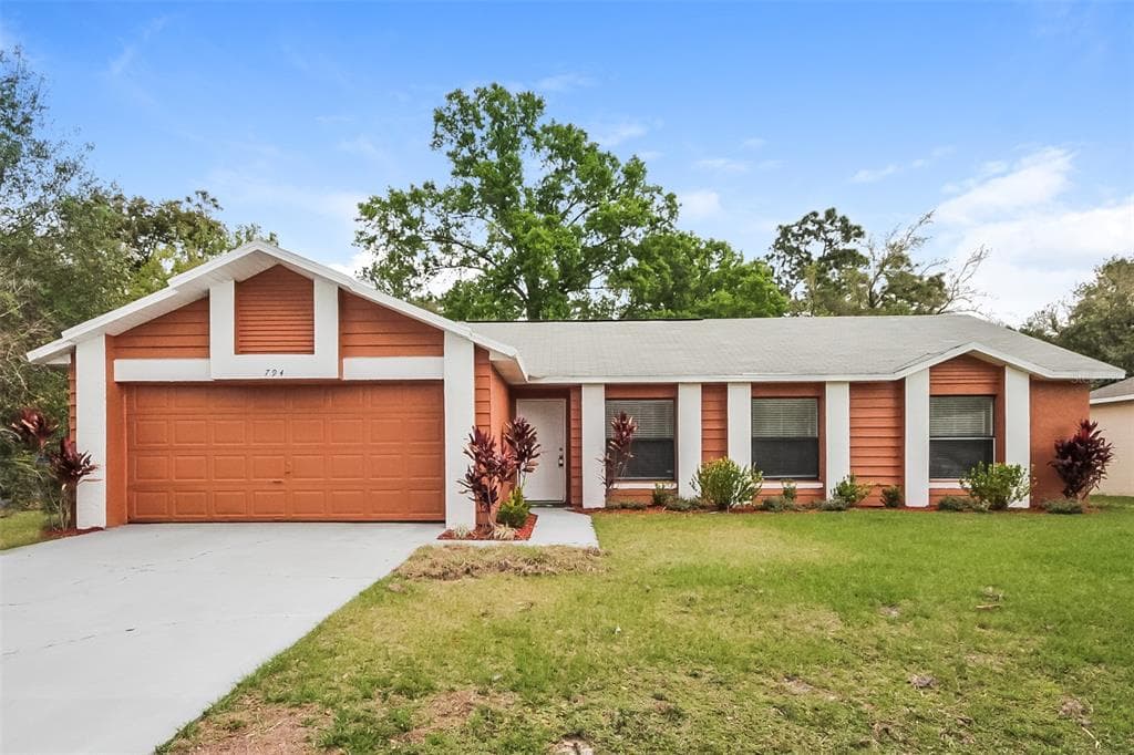 794 DEL PRADO DRIVE KISSIMMEE, FL 34758