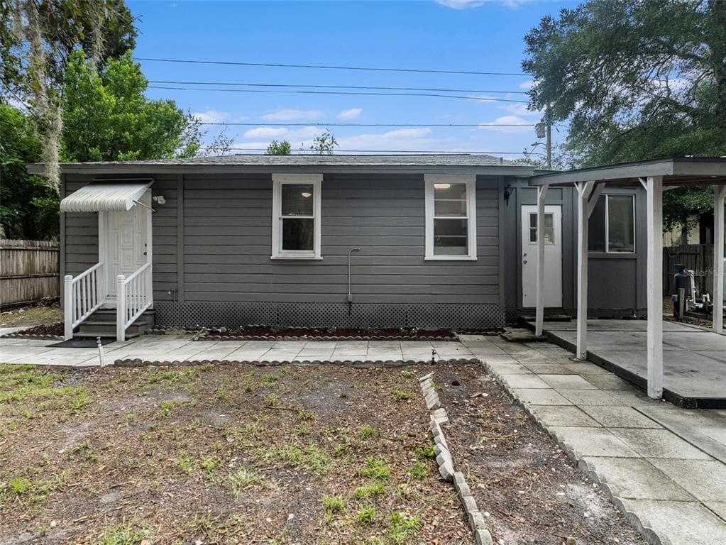 323 E 132ND AVENUE TAMPA, FL 33612
