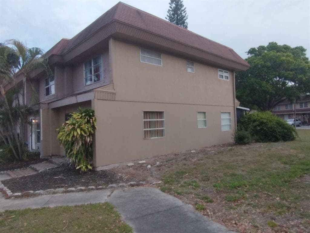 224 ELLIOT AVENUE UNIT 225 SARASOTA, FL 34232