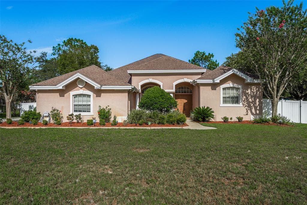 3862 OAKLEAF CIRCLE TARPON SPRINGS, FL 34688
