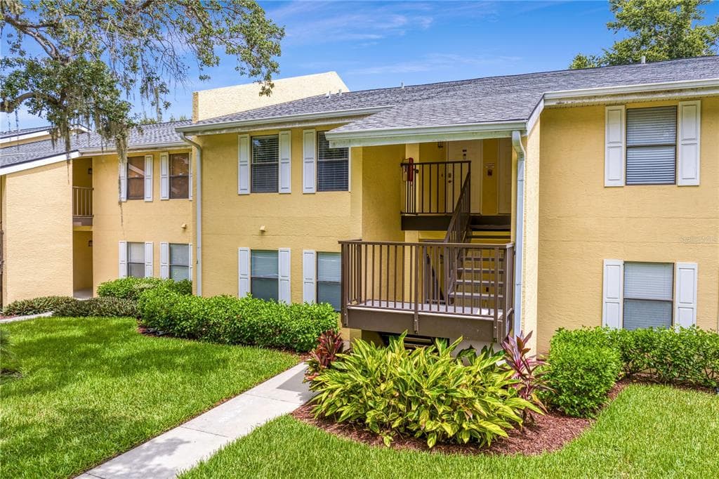 3001 58TH AVENUE S UNIT 1010 ST PETERSBURG, FL 33712