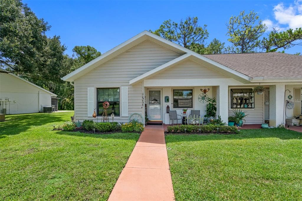 10726 LAQUINTA DRIVE NEW PORT RICHEY, FL 34654