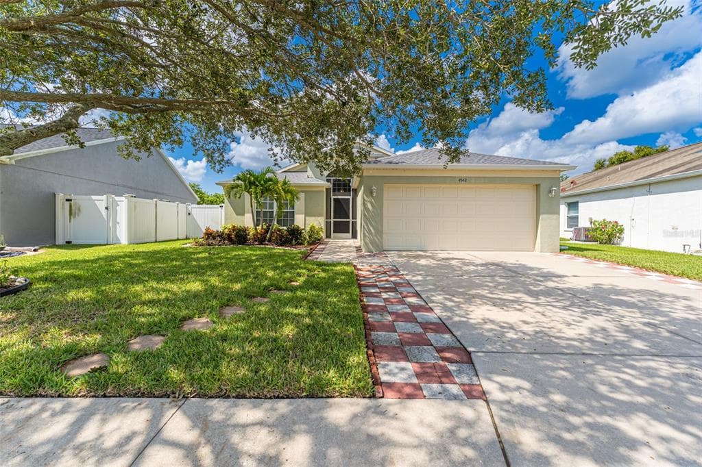 4542 SANIBEL WAY BRADENTON, FL 34203