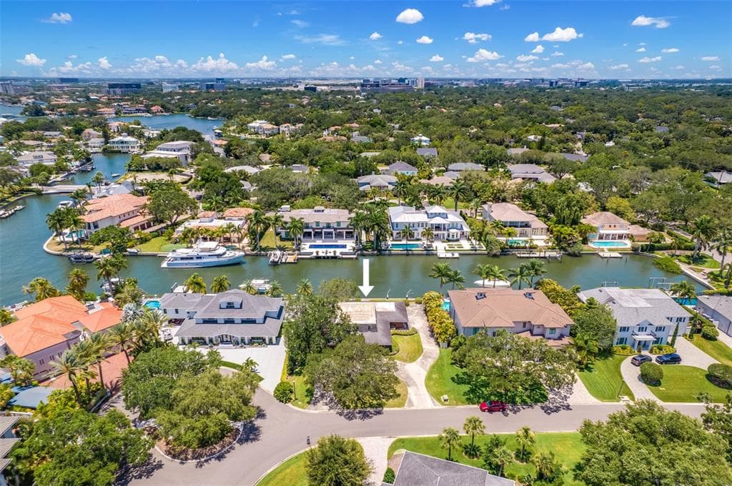 4807 CULBREATH ISLES WAY TAMPA, FL 33629