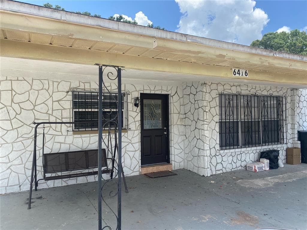 6416 N CLARK AVENUE TAMPA, FL 33614