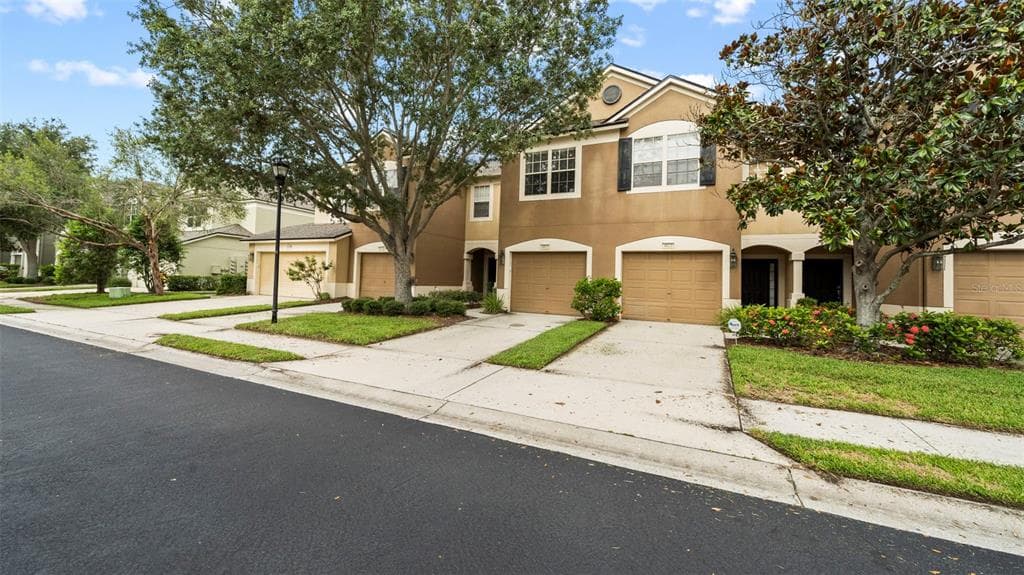 4825 POND RIDGE DRIVE RIVERVIEW, FL 33578