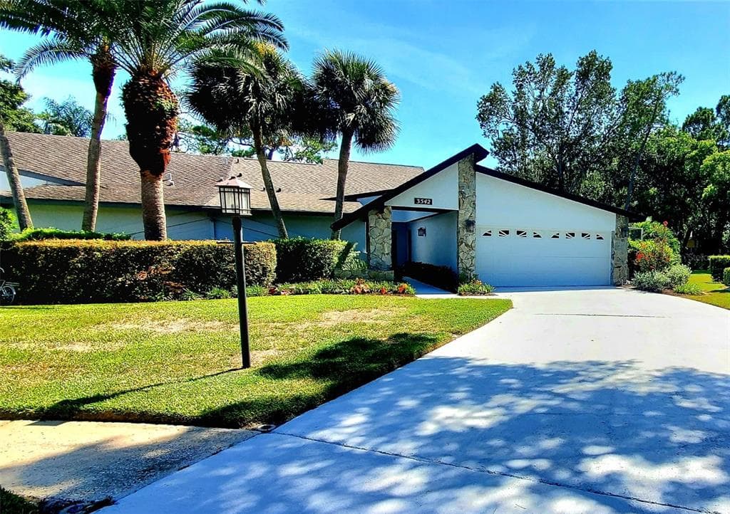 3542 TANGLEWOOD TRAIL PALM HARBOR, FL 34685