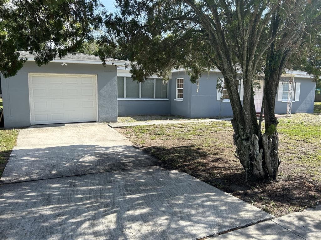 505 SAINT PETERSBURG DRIVE W OLDSMAR, FL 34677