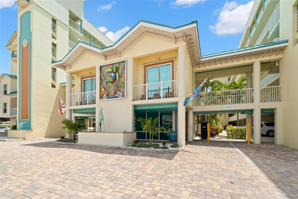 12000 GULF BOULEVARD UNIT 203-W TREASURE ISLAND, FL 33706
