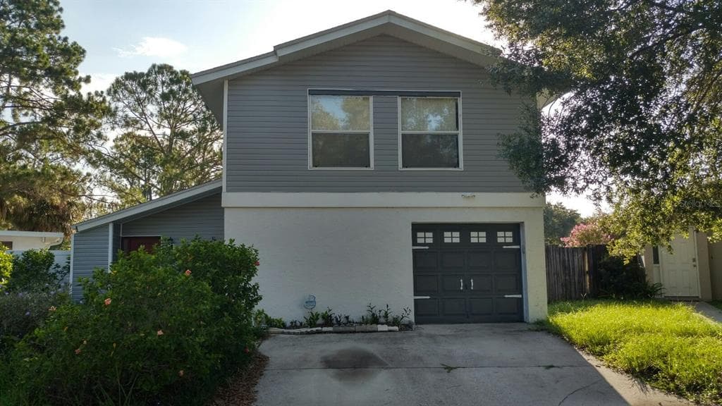10377 CHADBOURNE DRIVE TAMPA, FL 33624