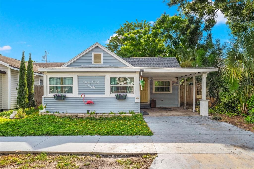 3230 QUEEN STREET N ST PETERSBURG, FL 33713