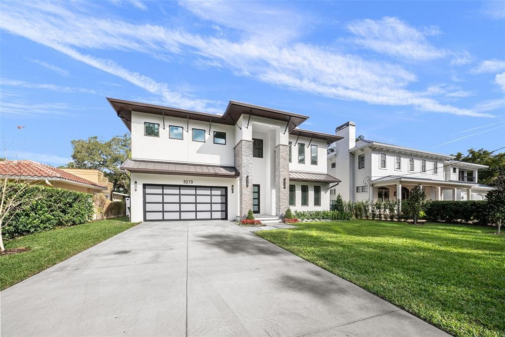 3213 W FAIR OAKS AVENUE TAMPA, FL 33611