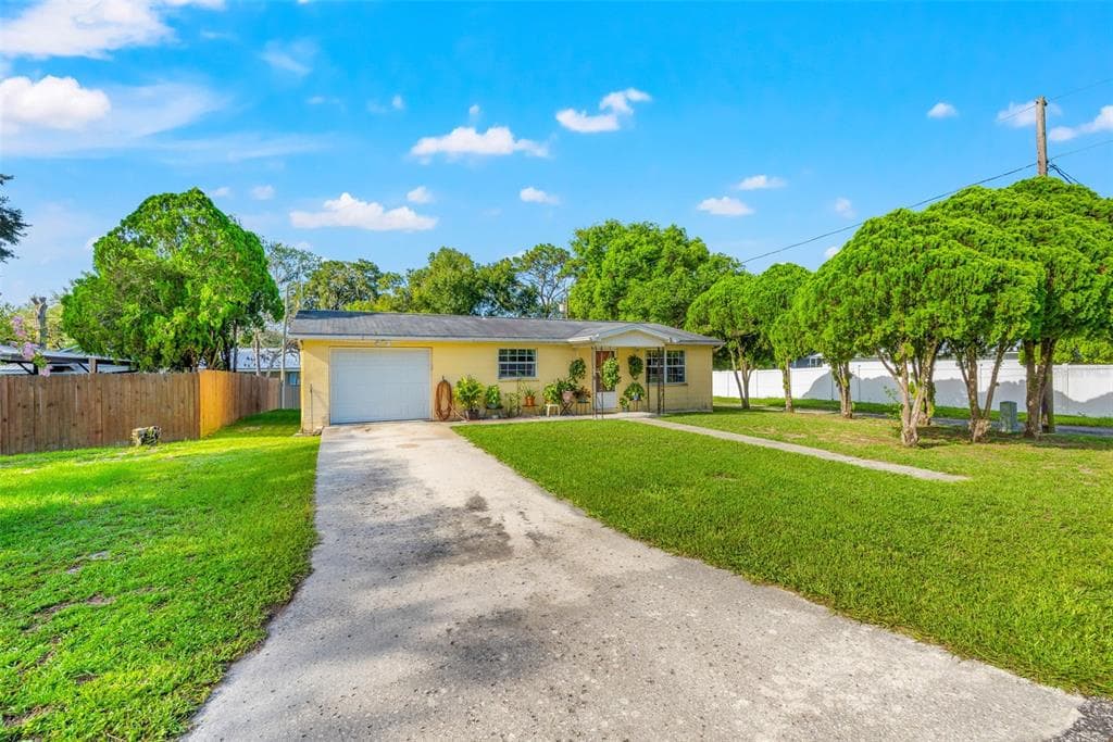 38834 3RD AVENUE ZEPHYRHILLS, FL 33542