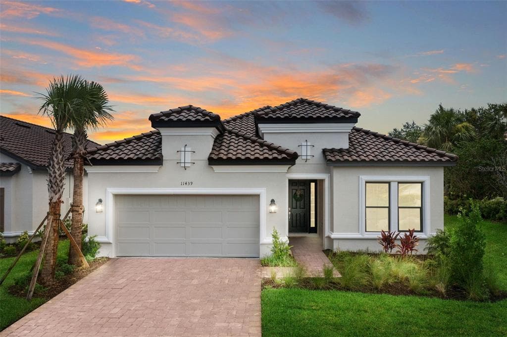 11439 JUGLANS DRIVE ODESSA, FL 33556