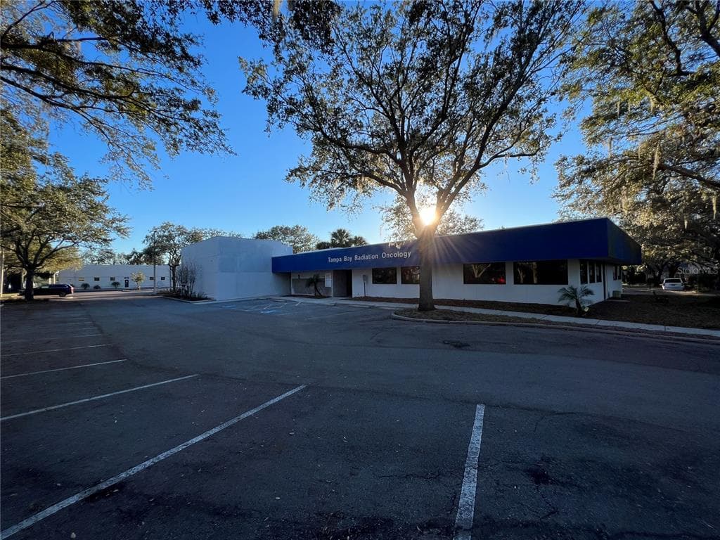 4031 UPPER CREEK DRIVE SUN CITY CENTER, FL 33573