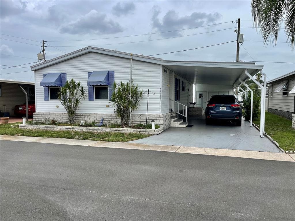 34648 CAMPHOR DRIVE N PINELLAS PARK, FL 33781