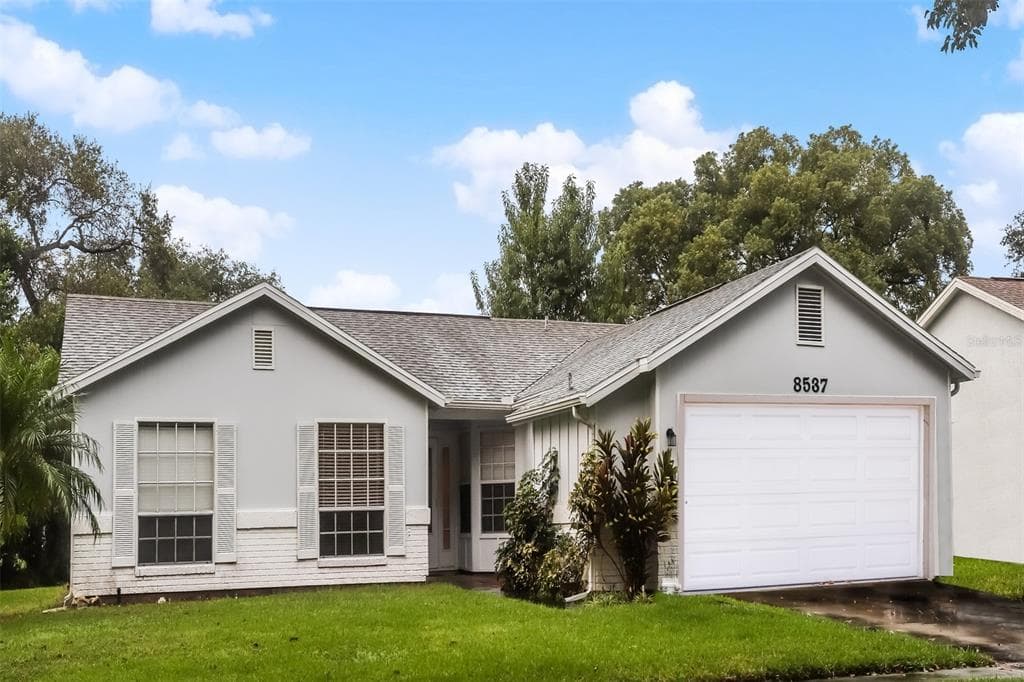 8537 BERKLEY DRIVE HUDSON, FL 34667