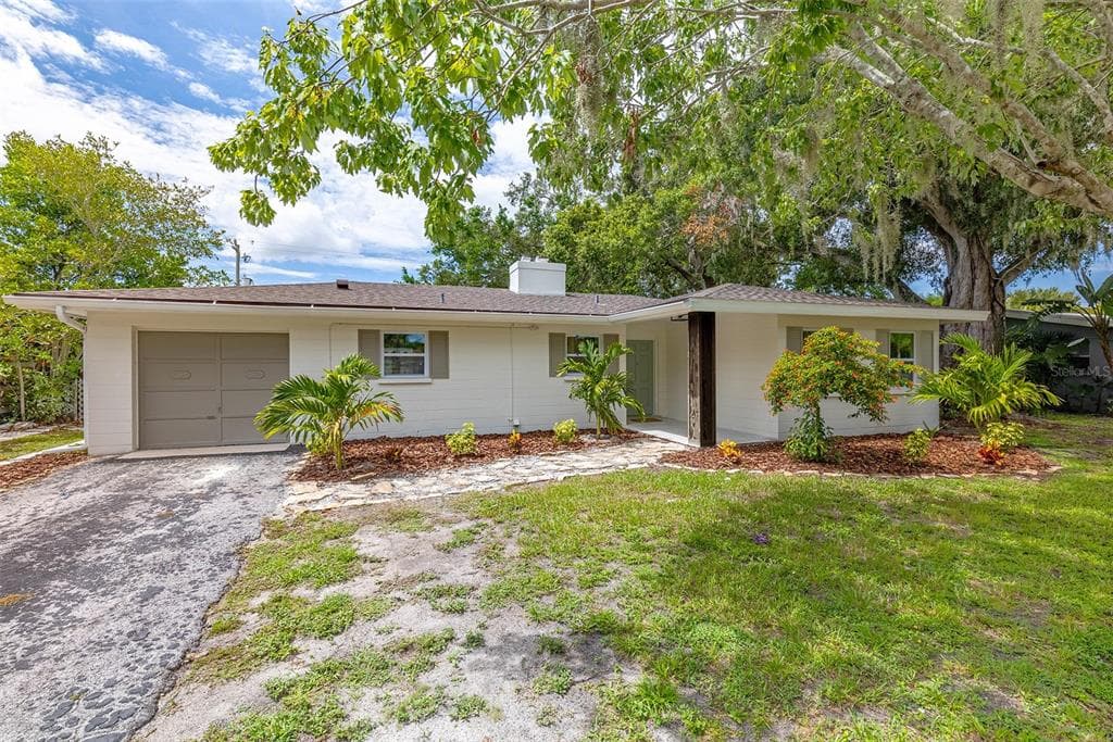 3340 WEBBER STREET SARASOTA, FL 34239