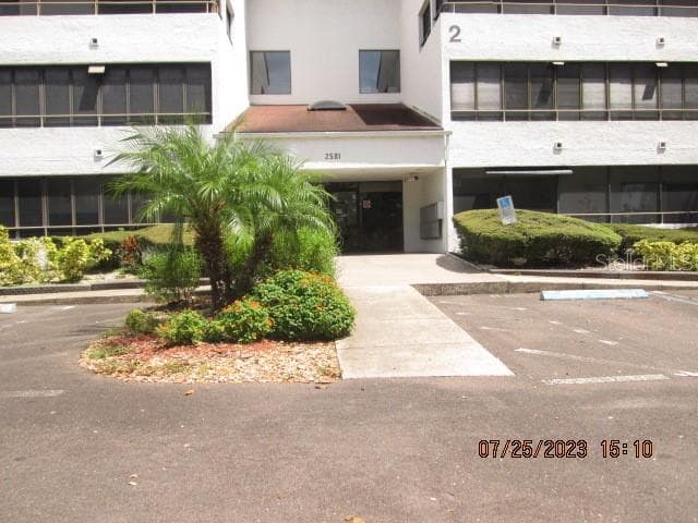 2581 COUNTRYSIDE BOULEVARD UNIT 2110 CLEARWATER, FL 33761