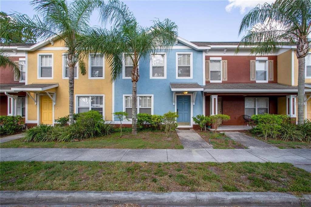 7517 N DIXON AVENUE TAMPA, FL 33604